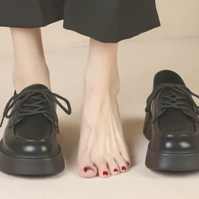 عکس کفش لوفر مشکی و شیک زنانه مد سال