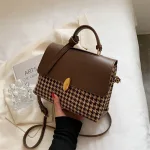 خرید کیف دستی و دوشی زنانه و دخترانه چرم قهوه ای وارداتی